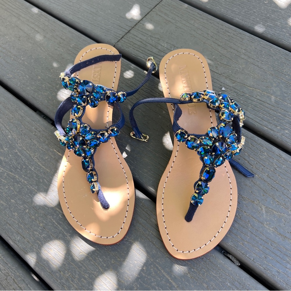 Brand New with box, Mystique Vancouver summer sandal - Picture 5 of 9